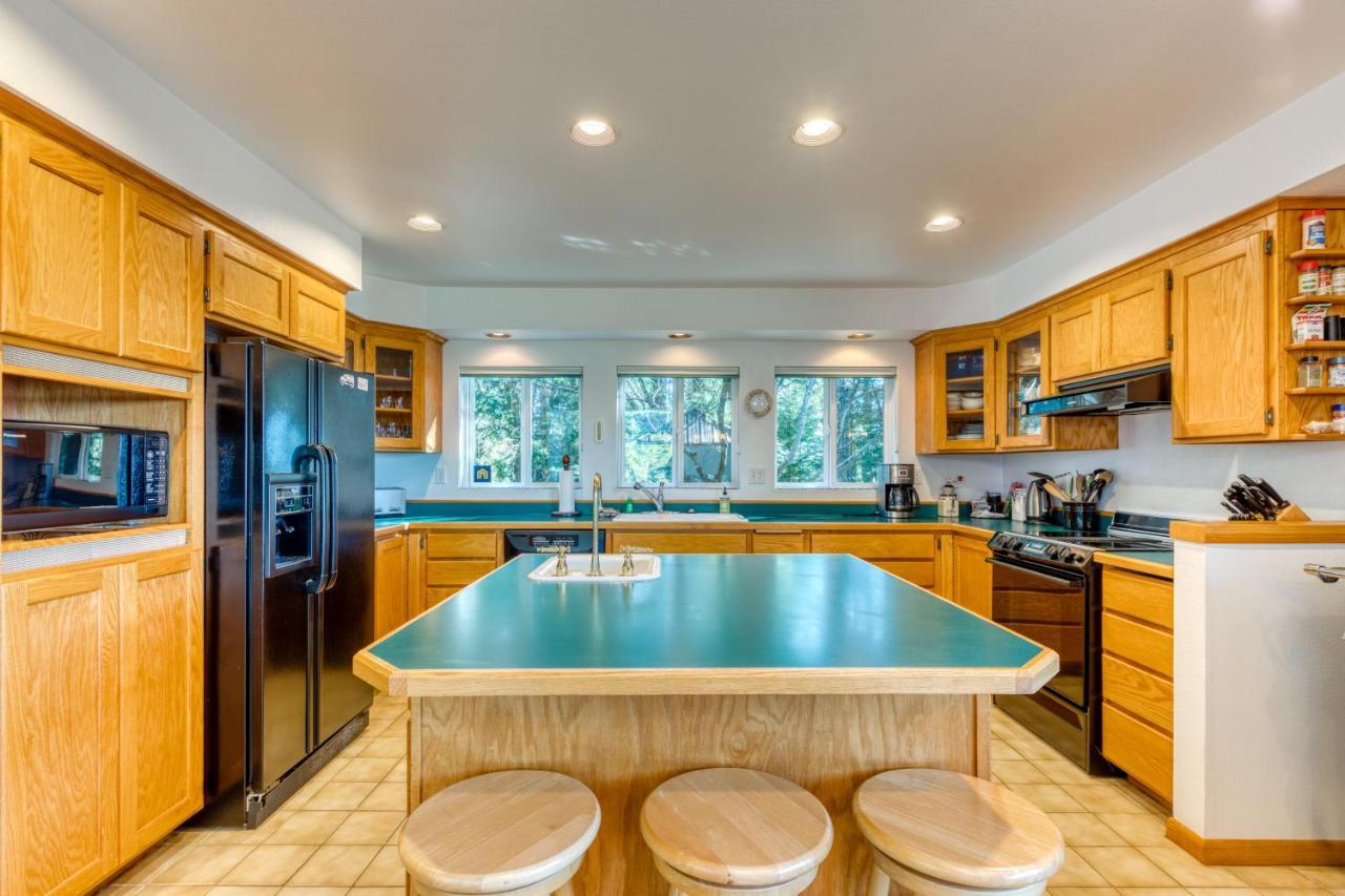 Forest Ridge Retreat Coos Bay Exterior foto